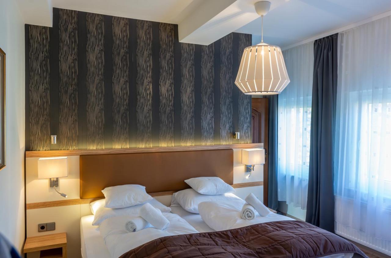 Hotel Klosterturm 2*