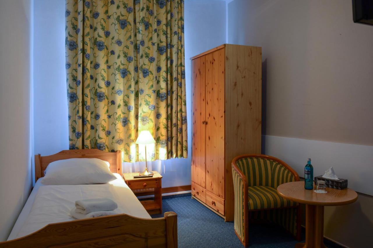 Klosterturm Hotel 2*